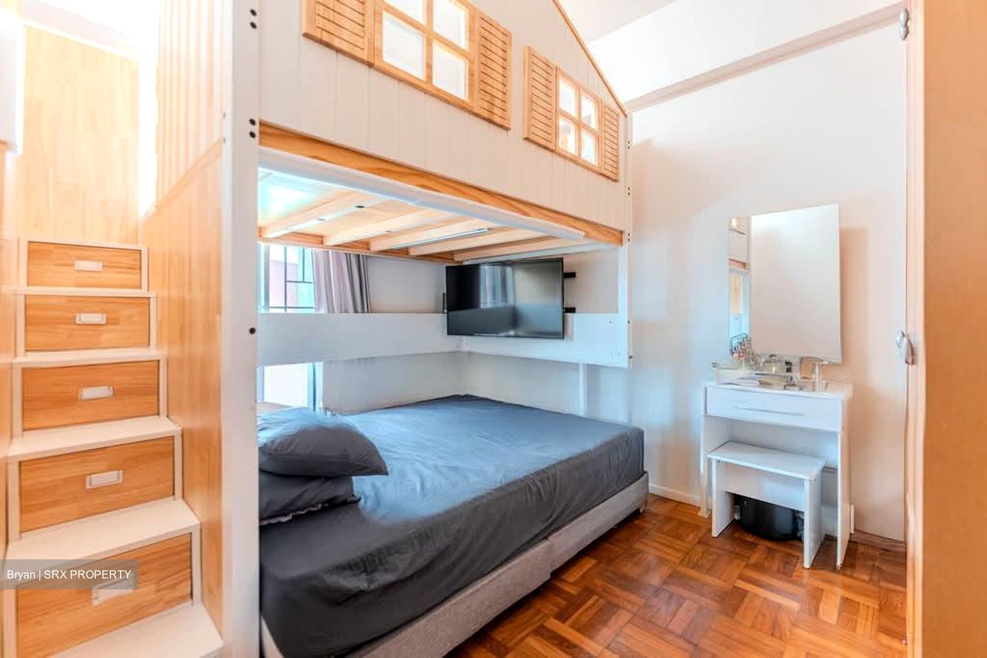 Central View (D19), Condominium #566108651